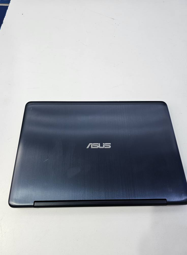 A picture of Asus Laptop