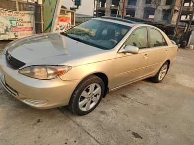 A picture of 2004 Toyota Camry Le Sharp automatic transmission AC freezing 4