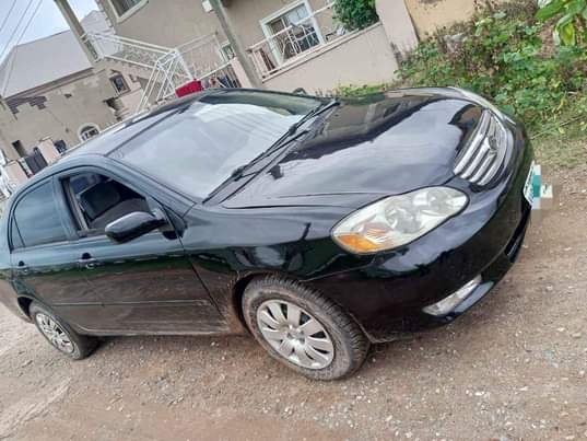 A picture of Toyota Corolla 04 With untampered engine and gear AC need