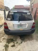 A picture of SUPER CLEAN TOYOTA HIGHLANDER 2004 PLEASE CALL ME ON 08026843626