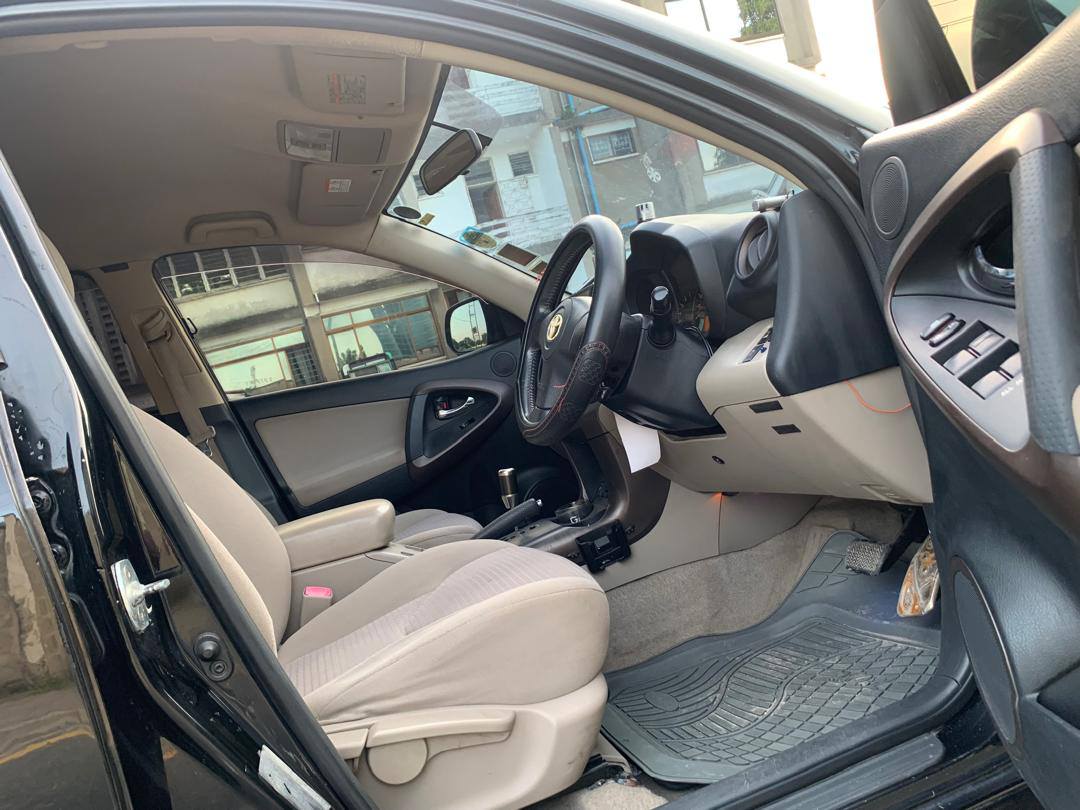 A picture of Toyota Vanguard 21.8M