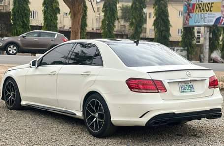 A picture of QUICK SALE Sound 2010 Matt white E350 upgraded to 2015
