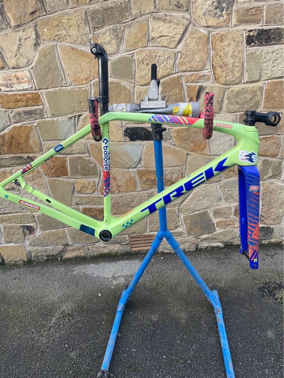 trek