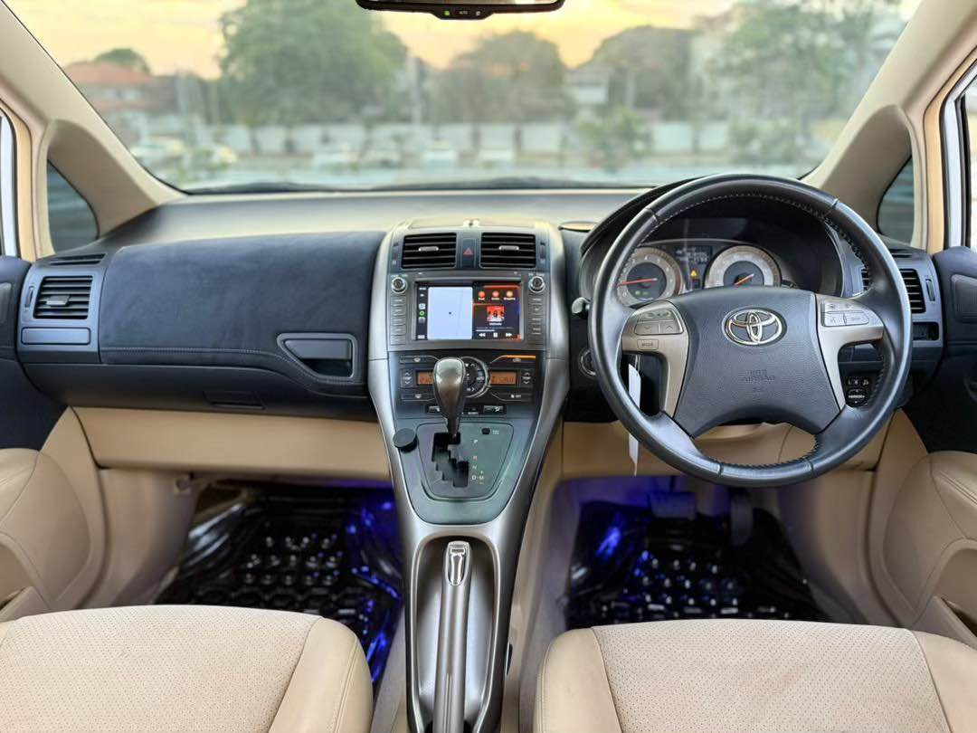 A picture of Toyota Blade model 2007