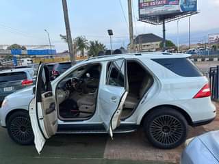 A picture of Mercedes ML