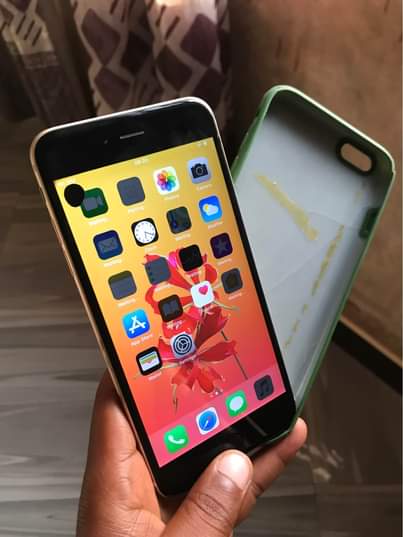 A picture of iPhone 6 Plus 64GB