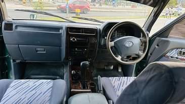 A picture of TOYOTA PRADO TX BEI MILLION 16