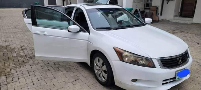 A picture of Honda Accord 2008