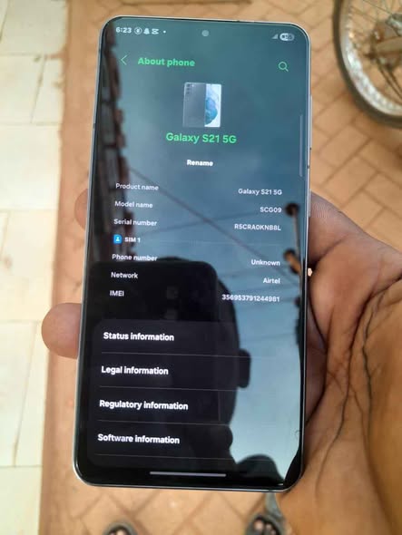 A picture of Samsung s21 5G