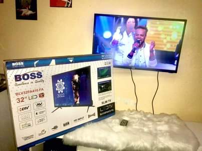 A picture of Boss flat screen nchi 32