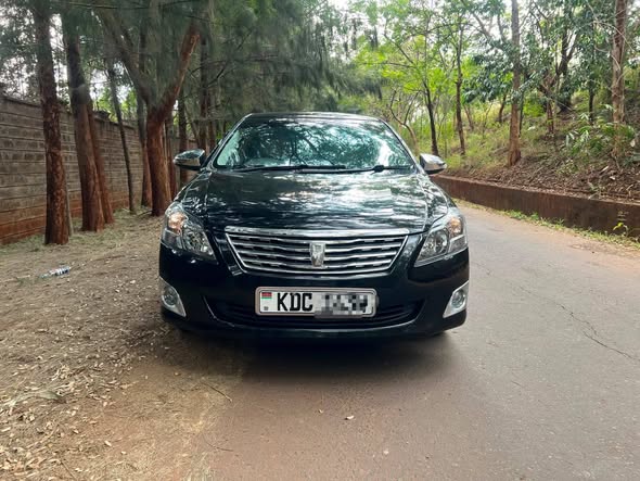A picture of TOYOTA PREMIO 1800CC PETROL ENGINE AUTOMATIC TRANSMISSION ORIGINAL BLACK PAINT