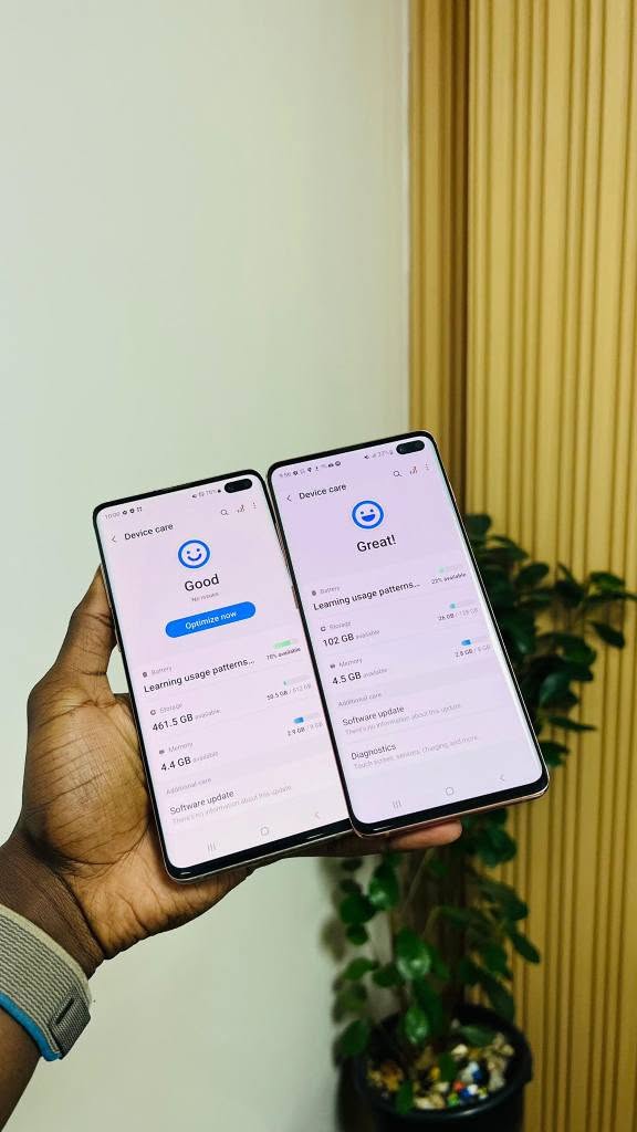 A picture of Samsung s10 plus 100 pieces left each at 150k we