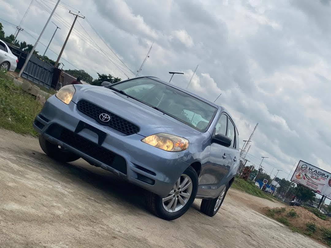A picture of MATRIX A super clean Nigerian used Toyota MATRIX Manual drive.