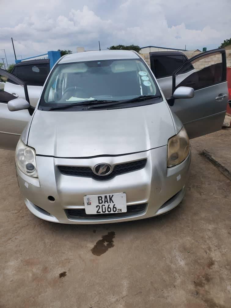 toyota auris