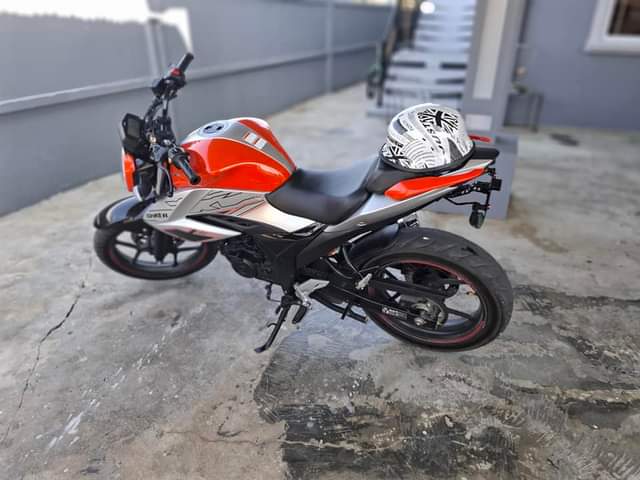 A picture of Gsxr 150