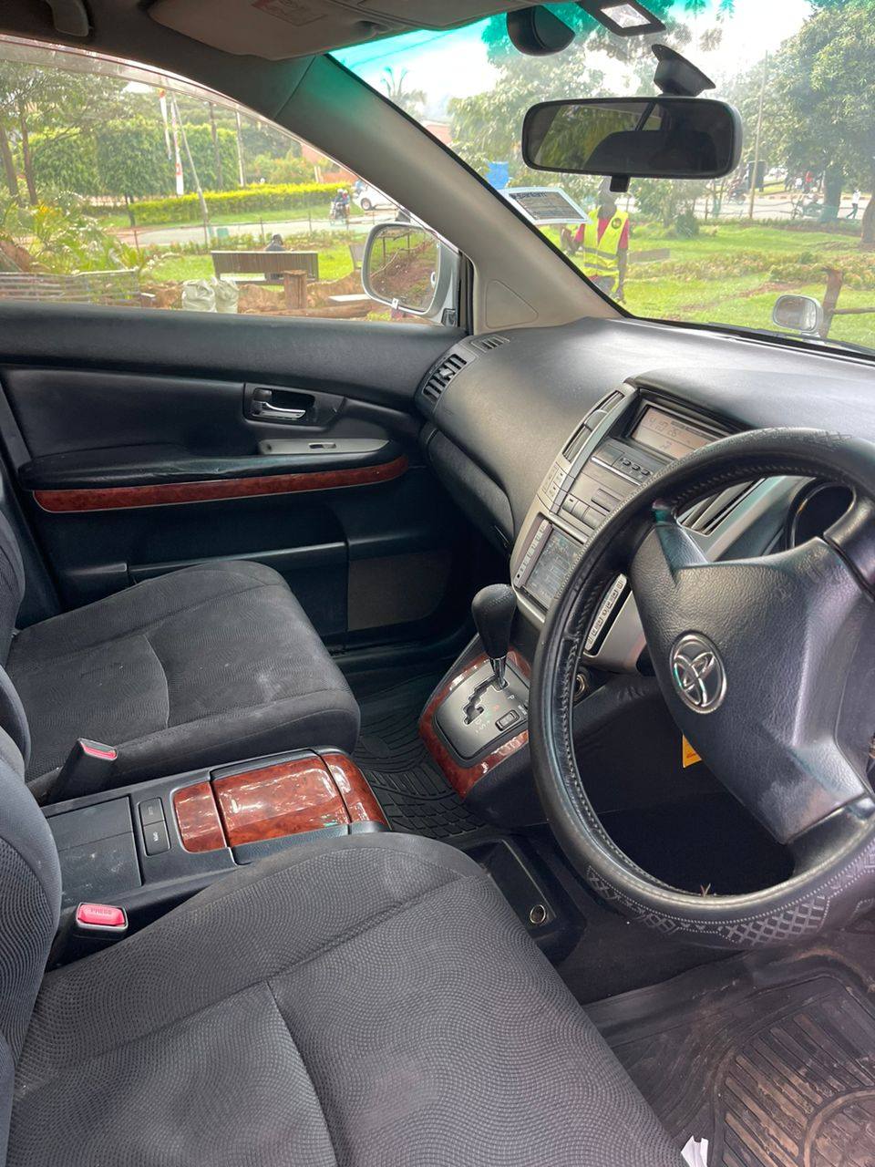 A picture of Toyota harrier