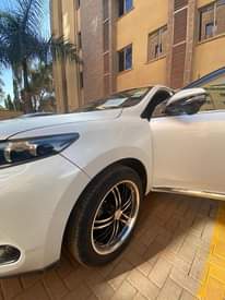 A picture of Toyota harrier