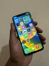 A picture of Iphone x 256gb
