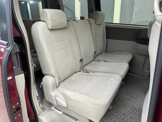 A picture of TOYOTA NOAH