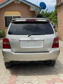 A picture of Very neat used Toyota Highlander 2003 2004