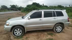 A picture of Toyota Highlander 2003