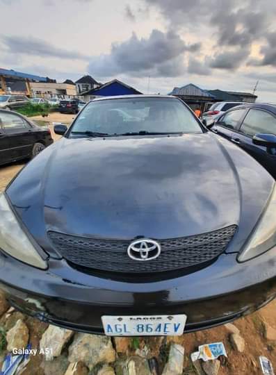 A picture of Hot deal Very sweet sharp and sound Toyota camry 2