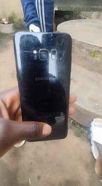 A picture of Samsung Galaxy s8 64gb 4gbram
