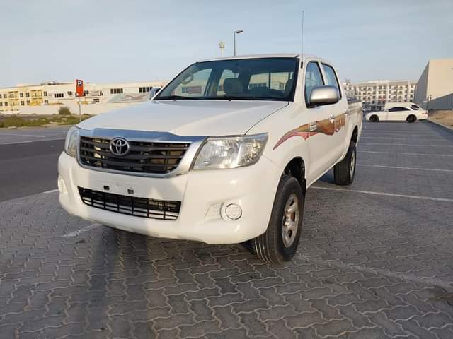 A picture of Toyota Hilux pic up 2009 watsapp 0551513562