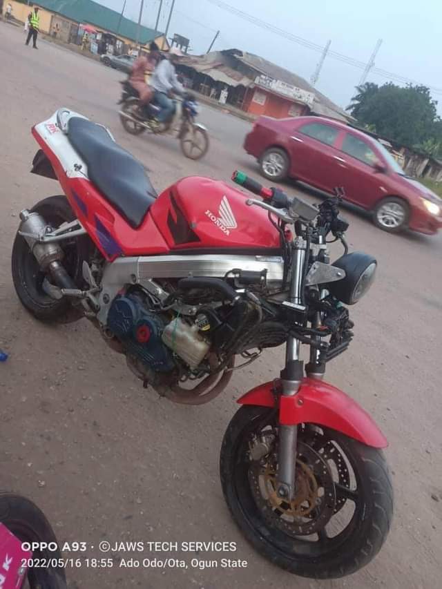 A picture of Honda VFR 750