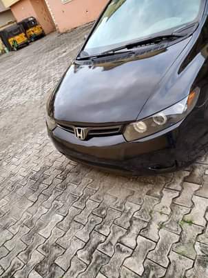A picture of Honda Civic 07