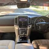 A picture of Landcruiser v8