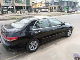 A picture of 2004 Honda EOD First Body Sound 4plugs engine Engine and