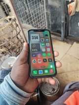 A picture of iPhone Xr DUOS GB128