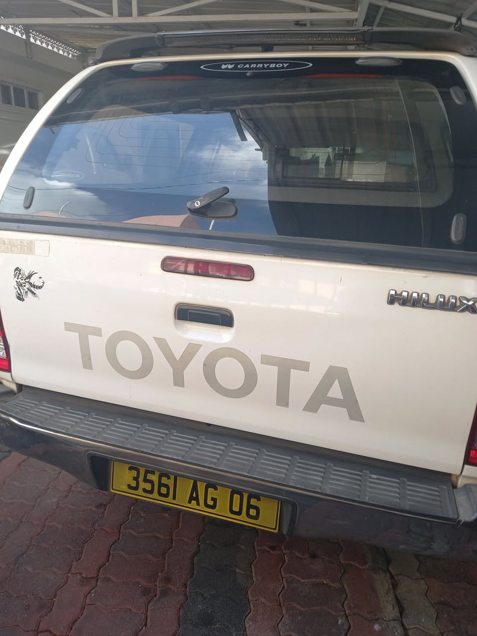 toyota hilux