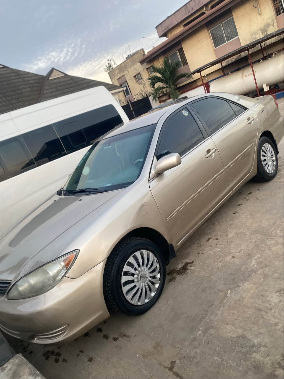 A picture of 06 TOYOTA CAMRY 08145791112