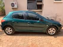 A picture of Peugeot 206