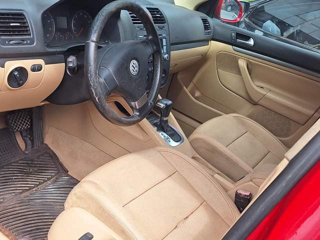 A picture of Volkswagen Jetta 2009 model Toks Perfect condition pure tokunbo Engine