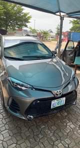 A picture of TOYOTA COROLLA S