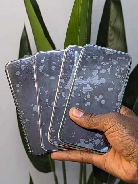 A picture of IPHONE 11 PLAIN