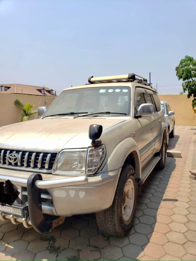 used toyota prado