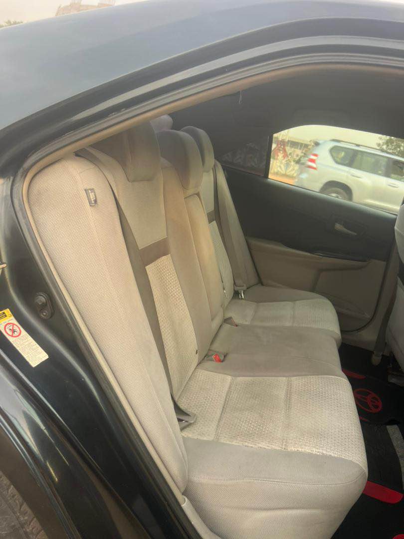 A picture of Super clean and sound neatly used 2013 Toyota Camry