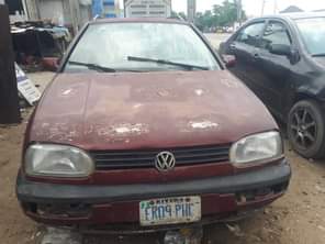 A picture of Golf wagon Engine very silent Gear super sharp Going for