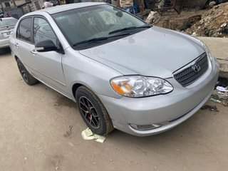 A picture of TOYOTA COROLLA 06 07