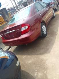A picture of Registered first body 2004 Toyota Camry LE