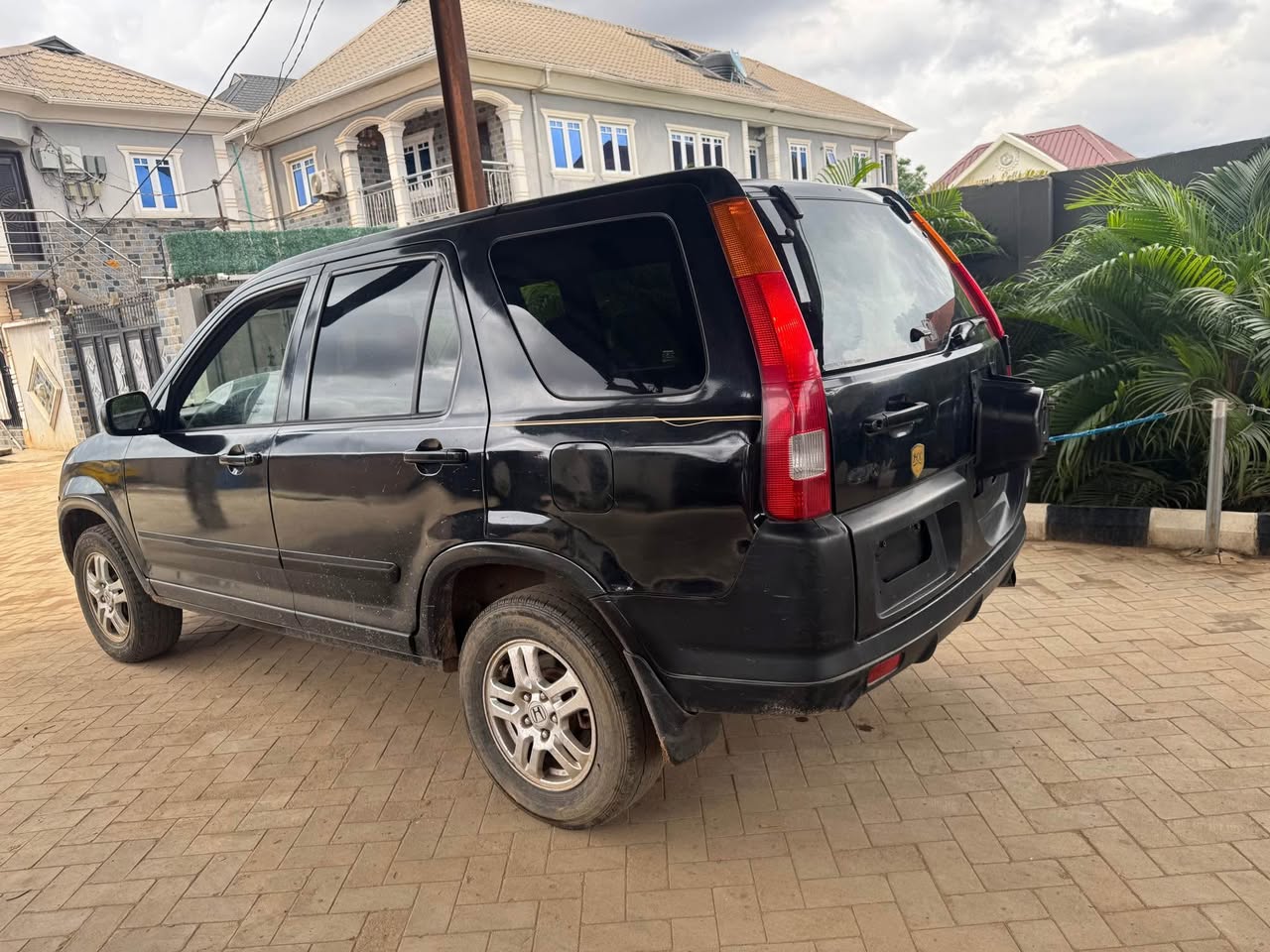 A picture of Honda crv 2004