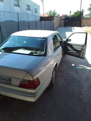 mercedes benz w124