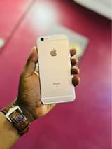 A picture of Iphone 6s 64GB 180 000