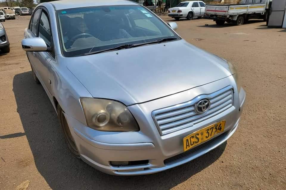 used toyota avensis