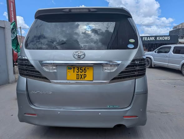 A picture of ALPHARD NEW 0714058883