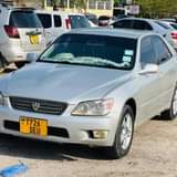A picture of Toyota altezza inauzwa